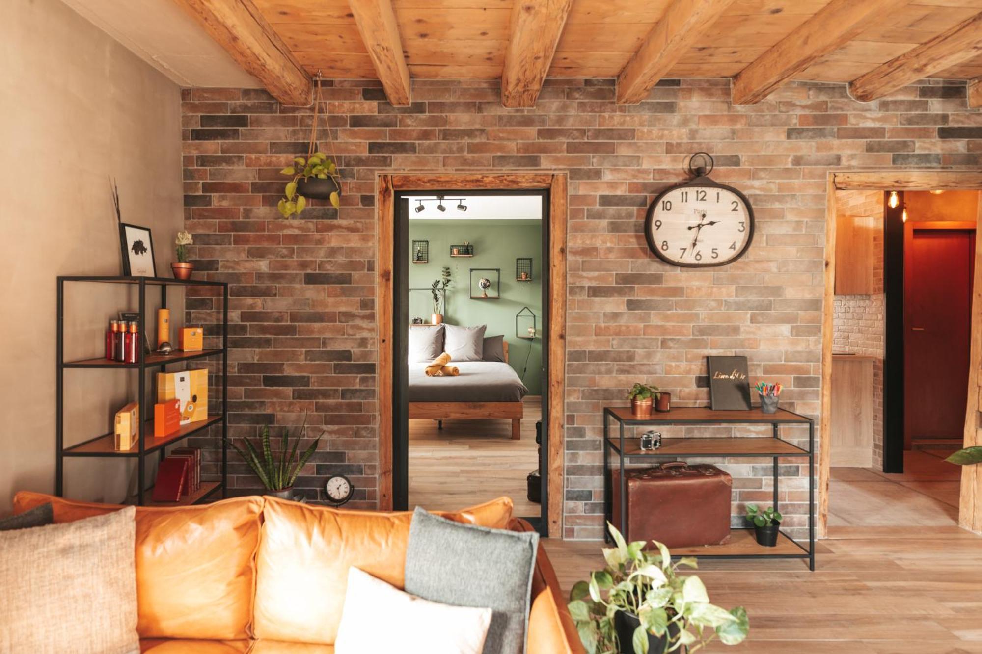 Appartement Thematique: Voyage Industriel Travers Exterior photo